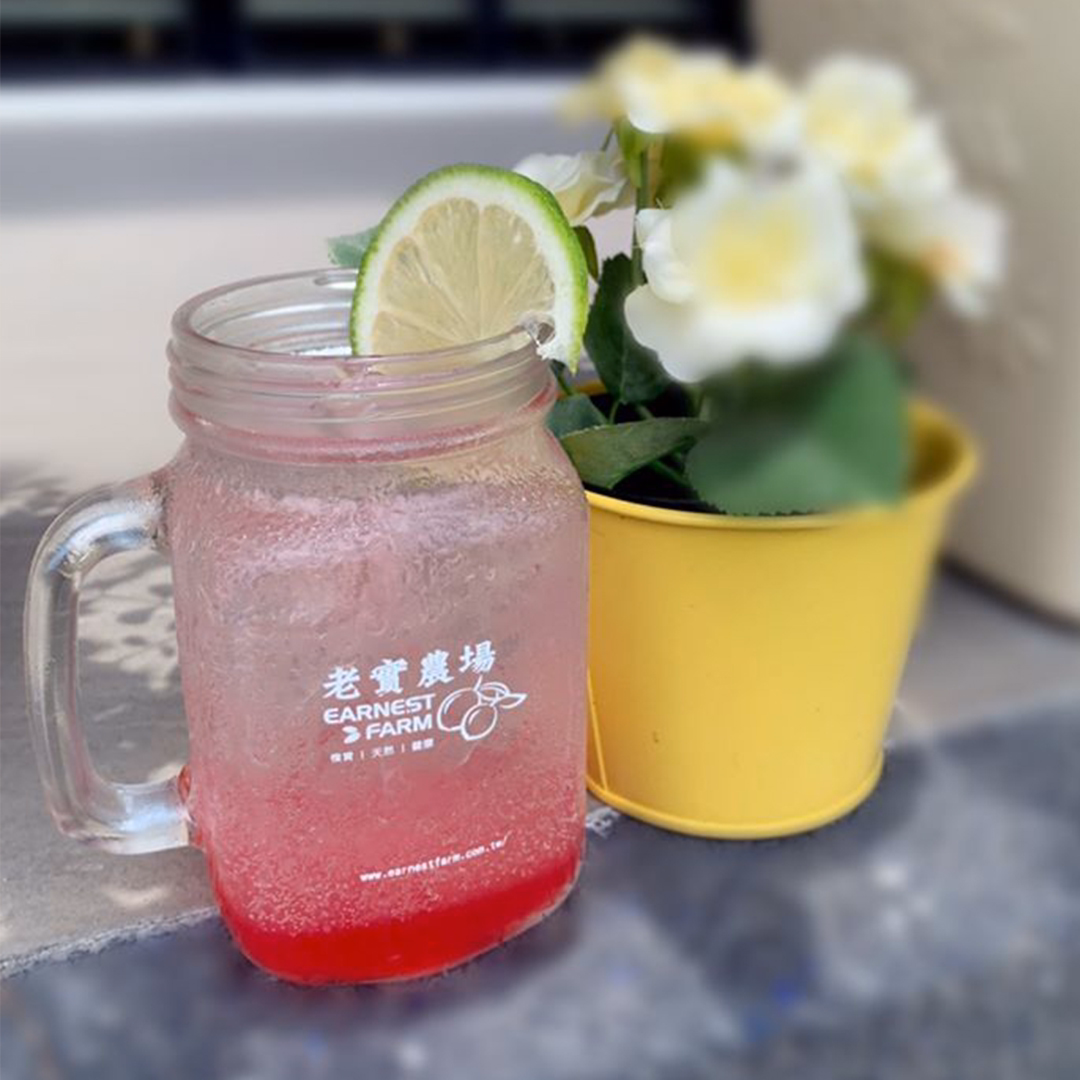 檸檬蔓越莓氣泡飲